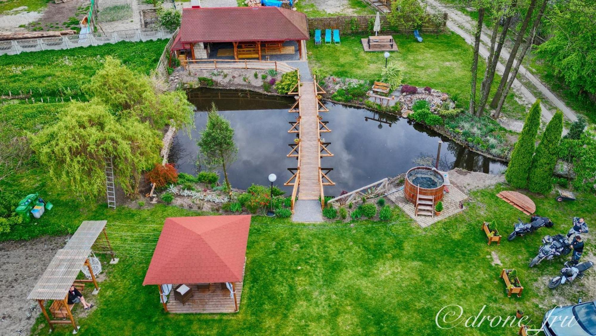Gospodarstwo Agroturystyczne Pod Lasem Maria Plazio Narol Extérieur photo