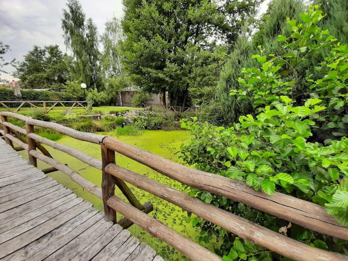 Gospodarstwo Agroturystyczne Pod Lasem Maria Plazio Narol Extérieur photo